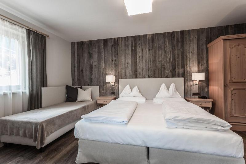 Hotel Garni Park 3*
